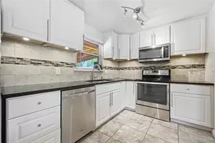 681 S Quari St, Aurora, CO 80012 - Photo 7