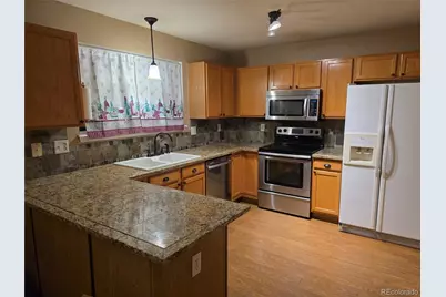 5593 S Valdai Way, Aurora, CO 80015 - Photo 11