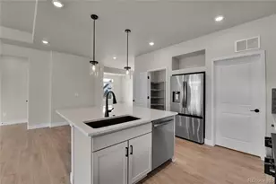 4924 N Picadilly Ct, Aurora, CO 80019 - Photo 7