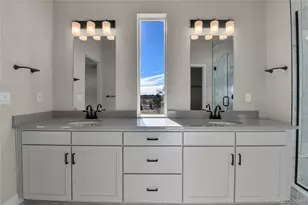 4924 N Picadilly Ct, Aurora, CO 80019 - Photo 19