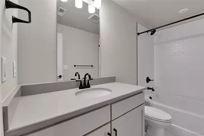 4924 N Picadilly Court, Aurora, CO 80019 - Photo 37