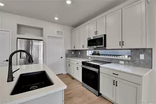 4924 N Picadilly Ct, Aurora, CO 80019 - Photo 5