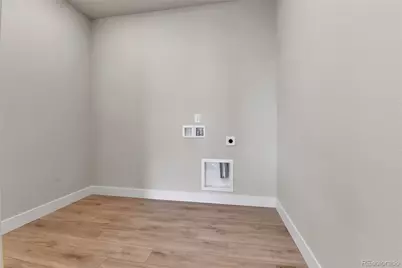 4924 N Picadilly Court, Aurora, CO 80019 - Photo 41