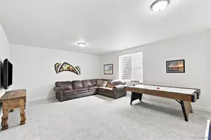 58 S Oak Hill Ct, Aurora, CO 80018 - Photo 31