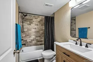 24377 E Davies Pl, Aurora, CO 80016 - Photo 27