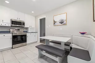 1211 W 102nd Pl, Northglenn, CO 80260 - Photo 7