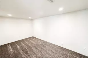 618 Broadway St, Sterling, CO 80751 - Photo 9