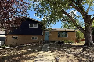 10470 Livingston Dr, Northglenn, CO 80234 - Photo 3