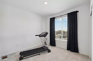 1627 S Andes Way, Aurora, CO 80017 - Photo 17