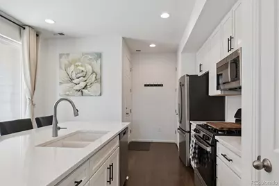 1627 S Andes Way, Aurora, CO 80017 - Photo 5