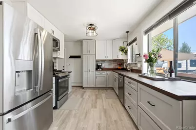 800 S 7th Avenue, Brighton, CO 80601 - Photo 7