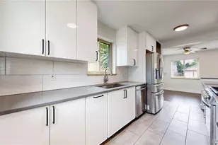 3536 Dahlia St, Denver, CO 80207 - Photo 9