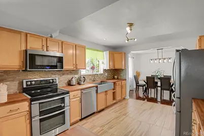 363 Toledo Street, Aurora, CO 80011 - Photo 9