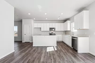 9424 Danube Street, Commerce City, CO 80022 - Photo 7