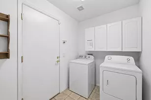 8219 S Winnipeg Ct, Aurora, CO 80016 - Photo 19