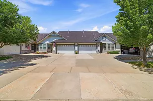 8219 S Winnipeg Ct, Aurora, CO 80016 - Photo 1