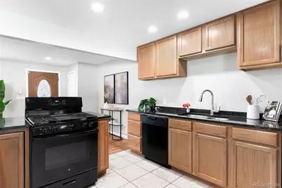 3123 Uvalda Street, Aurora, CO 80011 - Photo 7