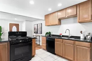 3123 Uvalda St, Aurora, CO 80011 - Photo 7