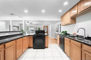 3123 Uvalda St, Aurora, CO 80011 - Photo 5