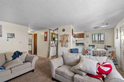 1701 Warren Avenue, Longmont, CO 80501 - Photo 5