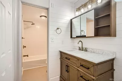 969 S Pearl Street #204, Denver, CO 80209 - Photo 11