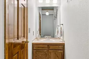 1581 E Nichols Cir, Centennial, CO 80122 - Photo 7