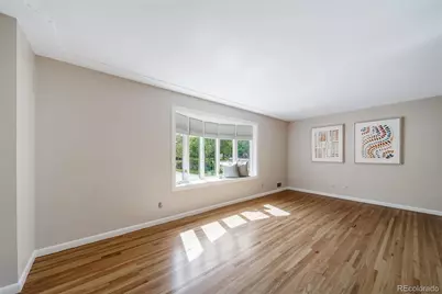 341 Newark Street, Aurora, CO 80010 - Photo 7