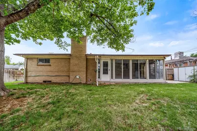 341 Newark Street, Aurora, CO 80010 - Photo 39