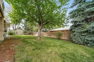 341 Newark St, Aurora, CO 80010 - Photo 41