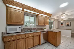 341 Newark St, Aurora, CO 80010 - Photo 19