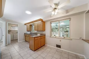 341 Newark St, Aurora, CO 80010 - Photo 17