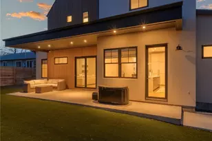 2930 S Madison St, Denver, CO 80210 - Photo 45