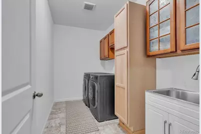 220 S Vandriver Way, Aurora, CO 80018 - Photo 21