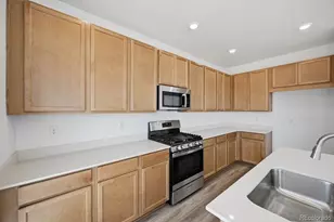 3270 N Denali St, Aurora, CO 80019 - Photo 3