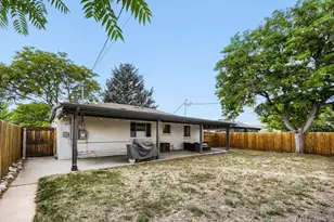 2220 Rosemary St, Denver, CO 80207 - Photo 19