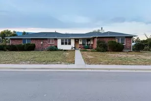 525 E Kiser Ave, Keenesburg, CO 80643 - Photo 1