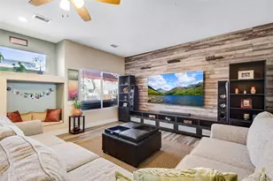 19573 E 40th Dr, Denver, CO 80249 - Photo 25