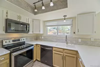 8454 Tanglewood Street, Littleton, CO 80126 - Photo 13