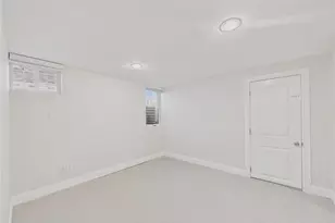 3334 W 37th Ave, Denver, CO 80211 - Photo 9