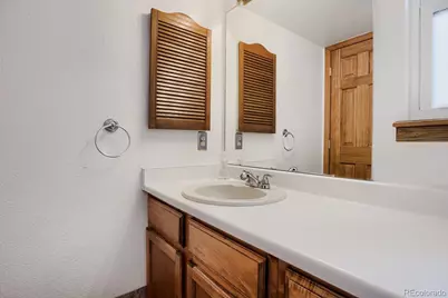 18555 E Saratoga Place, Aurora, CO 80015 - Photo 13