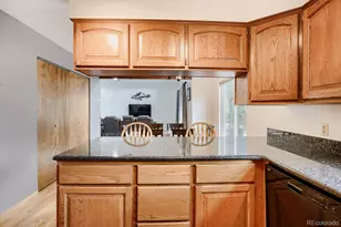 18555 E Saratoga Pl, Aurora, CO 80015 - Photo 11