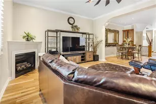 2527 Tremont Pl, Denver, CO 80205 - Photo 13