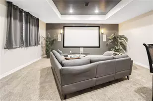 2527 Tremont Pl, Denver, CO 80205 - Photo 33