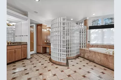 5701 S Aspen Court, Greenwood Village, CO 80121 - Photo 23