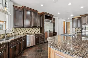 5701 S Aspen Ct, Greenwood Village, CO 80121 - Photo 9