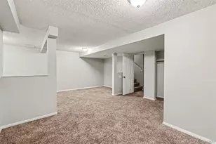 4386 S Blackhawk Way, Aurora, CO 80015 - Photo 17