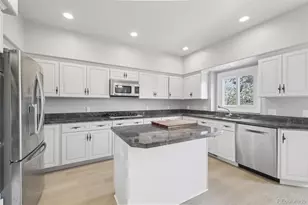 561 Breckenridge Dr, Broomfield, CO 80020 - Photo 9