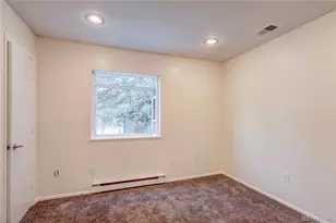 2490 S Worchester Ct, Aurora, CO 80014 - Photo 17