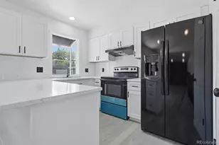 4660 S Idalia St, Aurora, CO 80015 - Photo 3
