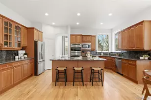 10250 Longview Dr, Lone Tree, CO 80124 - Photo 11